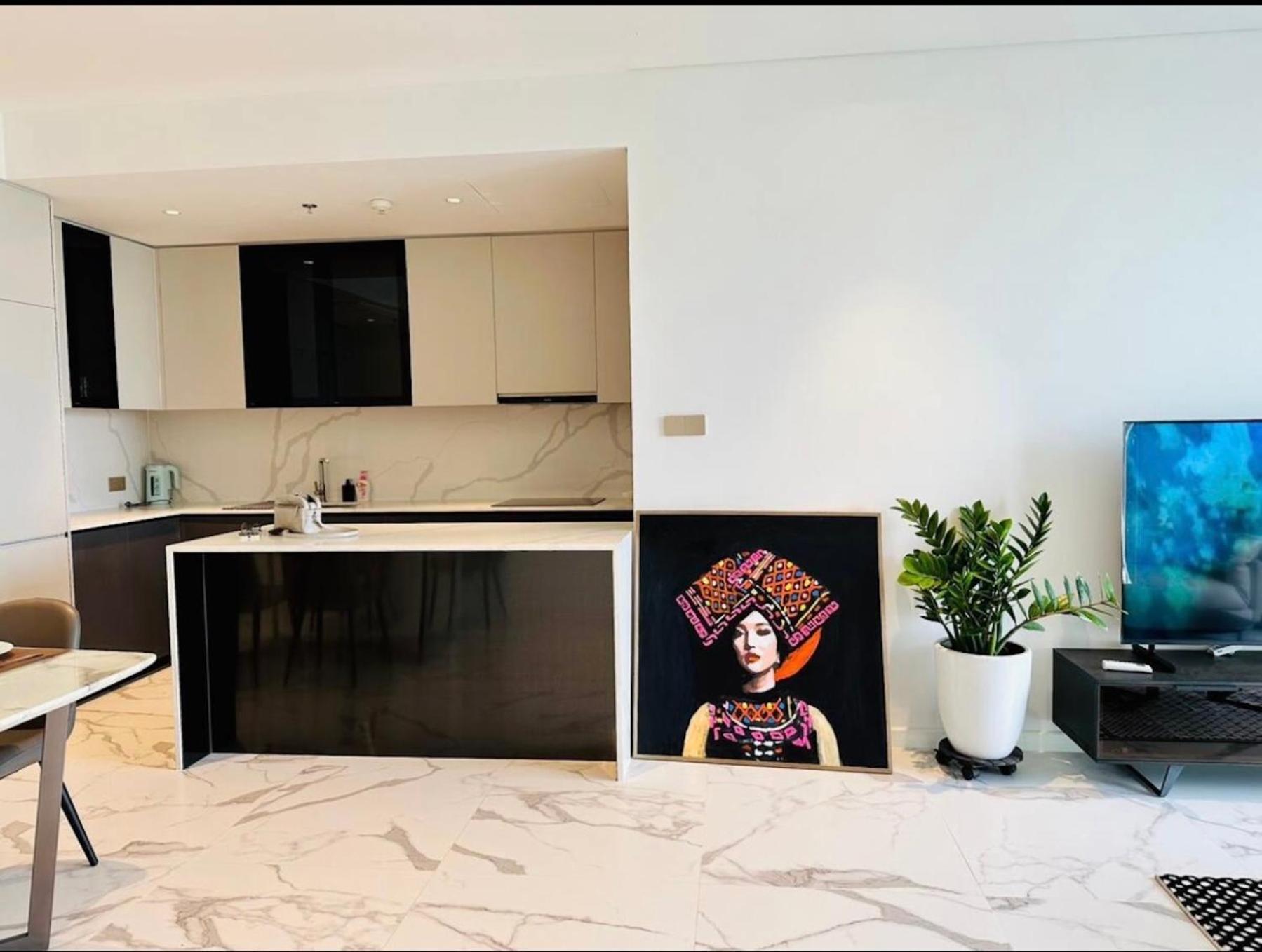 הו צ'י מין סיטי The Crest-Central Saigon Riverside -Free Pool-Gym-Sauna Room-Yoga Room מראה חיצוני תמונה