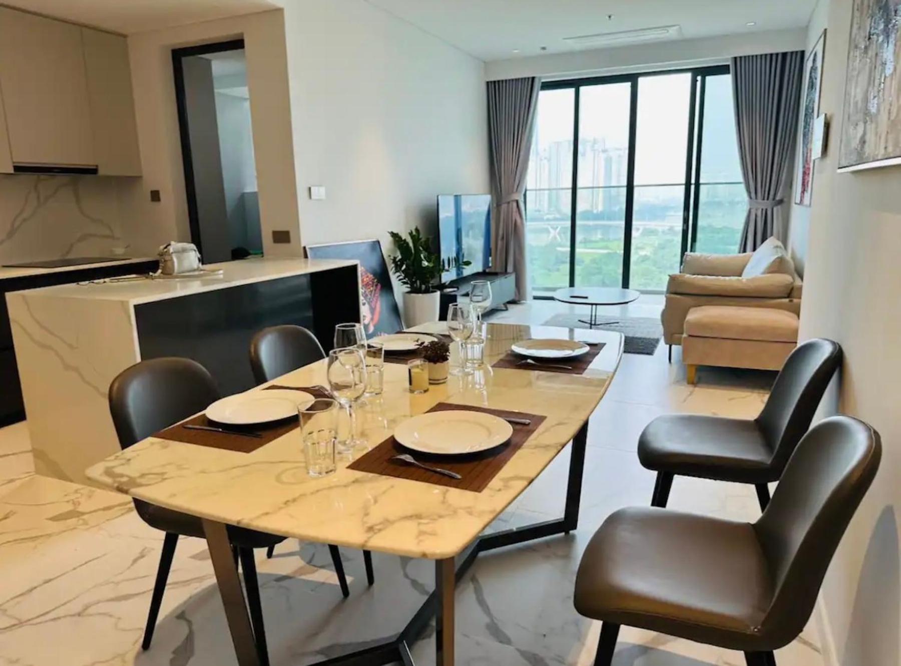 הו צ'י מין סיטי The Crest-Central Saigon Riverside -Free Pool-Gym-Sauna Room-Yoga Room מראה חיצוני תמונה