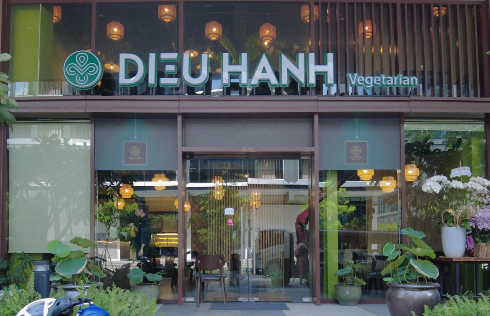 הו צ'י מין סיטי The Crest-Central Saigon Riverside -Free Pool-Gym-Sauna Room-Yoga Room מראה חיצוני תמונה